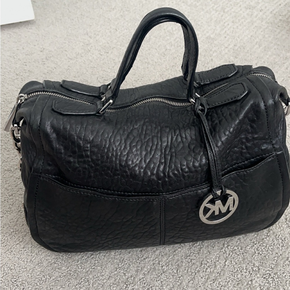 Michael Kors SHELLEY black leather silver hardware bag